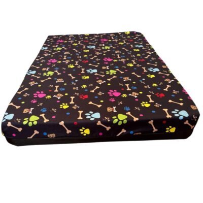 COLCHONETA NEGRA ESTAMPADA