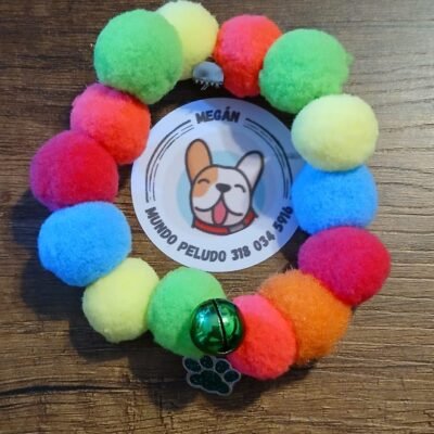 COLLAR POMPONES "XS"