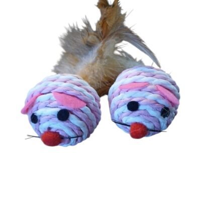 RATON DE SOGA CON PLUMA Y SONAJERO DOBLE